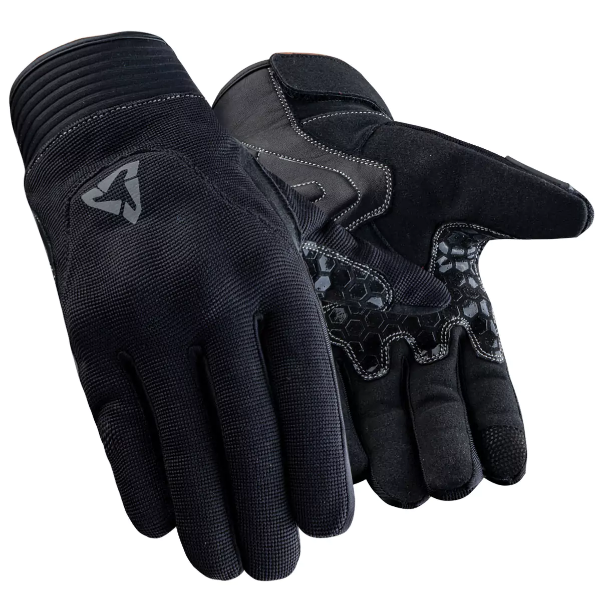 Cafe racer motorcycle gloves designed for style and protection during rides.